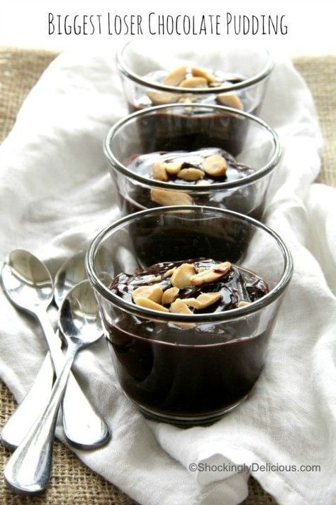 Easy, vegan Chocolate Pudding is a smart, 150-calorie way to satisfy your chocolate temptation. Plus 5 simple ways to dress up this delicious, low-calorie dessert from "The Biggest Loser" cookbook. Budget Vegan, Vegan Chocolate Pudding, Low Calorie Chocolate, The Biggest Loser, Low Calorie Dessert, Popular Desserts, Biggest Loser, Fudge Sauce, Chocolate Dessert