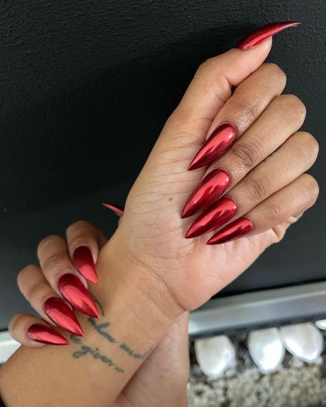 Top 27 Red Chrome Nail Styles - Dazzle with Trendy Manicures! - divagaze.com Metallic Red Almond Nails, Red And Matalic Nails, Red Irridescent Nails, Red Nails Crome, Red Crome Nails Almond, Mettalic Nails Gel, Red Chrome Nails Coffin, Red Crome Nails Acrylic, Red Holographic Nails