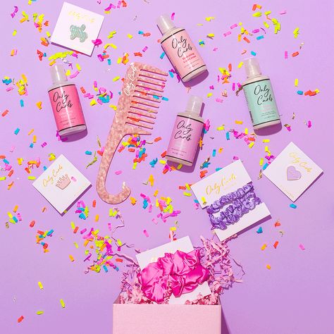 Only Curls: pastel coloured Christmas cosmetics shoot - Marianne Taylor Confetti Product Photography, Colorful Skincare Photography, Birthday Product Photography, Fun Product Photography, Product Photo Shoot Ideas, Box Product Photography, Product Stop Motion, Product Gif, Fun Beauty Products