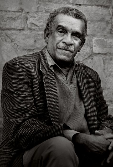 The Poet Derek Walcott 1948-2013 Poetic Paintings, Derek Walcott, Poetic Quote, Career Inspiration, Poetry Reading, Writers Write, Book And Magazine, Writing Poetry, African History