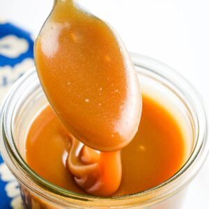 Caramel Sauce - Julie's Eats & Treats ® Life Love And Sugar, Apple Recipe, Caramel Recipes Sauce, How To Make Caramel, Homemade Caramel Sauce, Salted Caramel Sauce, Food Coma, Caramel Recipes, Ice Cream Toppings