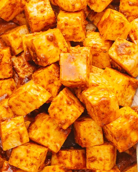 How to Marinate Paneer (For Grilling or Curries) Make Paneer At Home, Easy Paneer Recipes, Grilled Paneer, Tandoori Paneer, Tofu Marinade, How To Make Paneer, Tikka Recipe, Grill Oven, Paneer Tikka