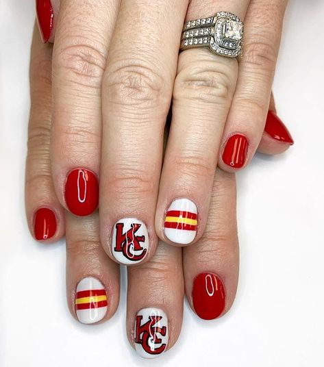 Kc Chiefs Nails Manicures, Kc Chiefs Football Nails, Kanas City Chiefs Nails, Kc Nails Kansas City, Kansas City Chiefs Nail Art, Super Bowl Nails Chiefs, Nfl Nail Designs, Kansas City Nails, Chief Nails Kansas City