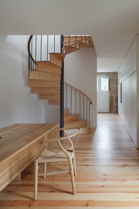 José Almeida transforms stone house in rural Portugal into holiday accommodation Spiral Stairs Design, Indoor Slides, Light Colored Wood, Stair Case, Attic Spaces, Spiral Stairs, Hans Wegner, Modern Staircase, Top Floor