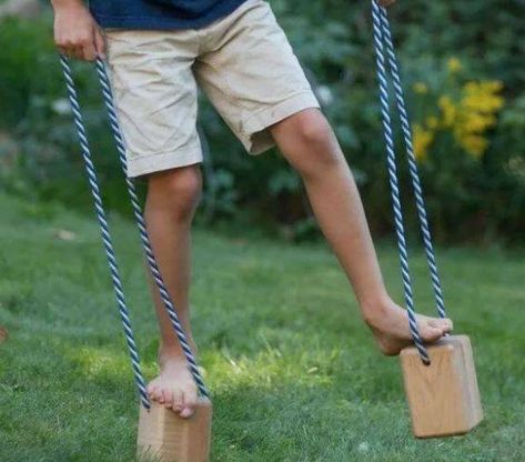 60 Woodworking Projects for Kids - ManMadeDIY Kids Woodworking Projects, Advanced Woodworking Plans, Wood Projects For Kids, Carpentry Projects, Woodworking Projects For Kids, Wood Building, Woodworking For Kids, Natural Toys, Diy Holz