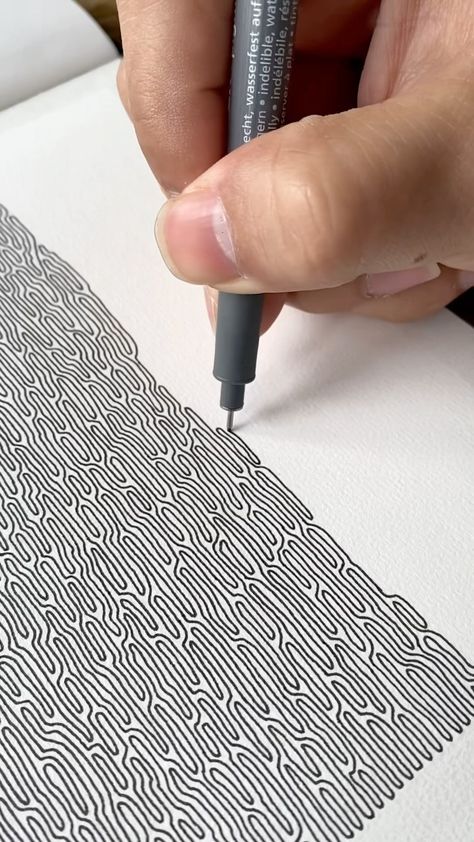 Can you believe this is just one continuous line?? 🤯 ✅ #infiniteart #lineart _______ Follow @danilorreyesart for more content. #drawings … | Instagram Infinite Doodle Pattern, Fine Line Doodles, Mindful Drawing, Zen Doodles, Fineliner Art, Infinite Art, Doodle Doodle, Line Doodles, Repeated Pattern