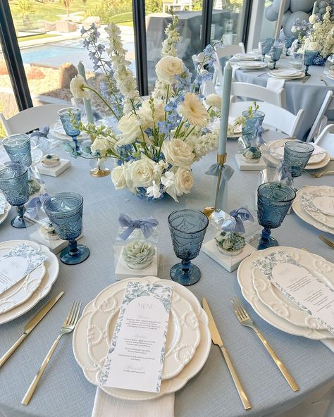 French Blue Wedding, Blue Wedding Receptions, Blue Table Settings, Baby Blue Weddings, Something Blue Bridal, Event Stylist, Blue Bridal Shower, Blue Themed Wedding, Blue Wedding Flowers