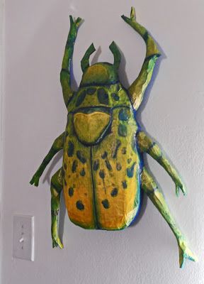 Anna Campomanes - Making Life: Paper Mache Beetle Paper Mache Art Projects, Paper Mache Projects, Paper Mache Animals, Cardboard Sculpture, Bug Art, Paper Mache Art, Paper Mache Sculpture, Paper Mache Crafts, Cardboard Art