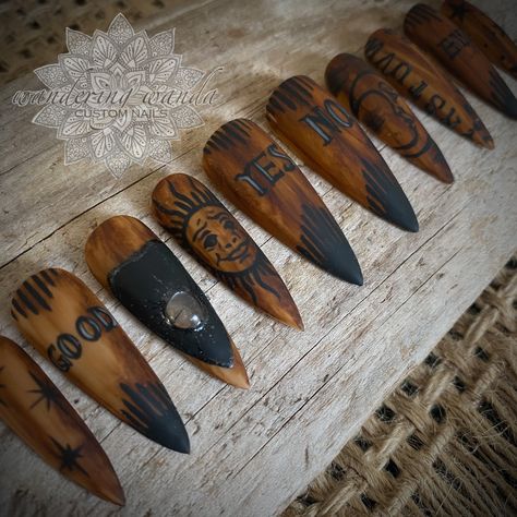 Ouija Board Nails, Painted Wood Look, Witchcraft Halloween, Pretty Poison, Nail Enhancements, Crazy Nail Designs, Custom Nails, Wood File, Wood Nails