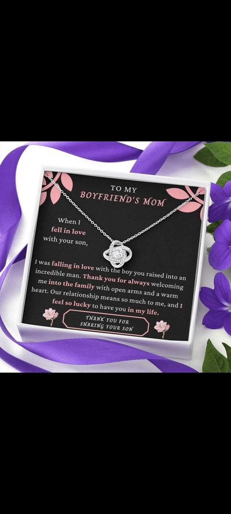 Gift For Boyfriends Mom, Necklace For Boyfriend, Birthday Gift For Boyfriend, Boyfriend Necklace, Boyfriends Mom Gifts, Relationship Meaning, Long Distance Boyfriend, Mother Day Message, Cute Date Ideas