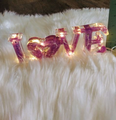 I created this with resin. Very fun to do. Looking forward to start at home business... 😍😍 Light Up Love Sign, At Home Business, Love Sign, Love Signs, Home Business, One Light, Looking Forward, Resin Crafts, Light Up