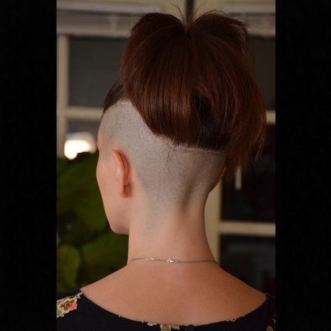 sweetrl4's photo on Instagram Undercut Ponytail, Side Cut Hairstyles, Shaved Hair Cuts, Half Shaved Hair, Shaved Side Hairstyles, Half Shaved, Shaved Undercut, Shaved Nape, Extreme Hair