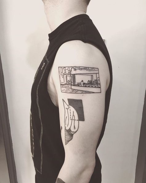 Mr Preston on Instagram: “#nighthawks by #edwardhopper on Nick. Thanks for getting this man, nice to meet you. Mrprestontattooer@hotmail.com” Edward Hopper Tattoo, Hopper Tattoo, Transgender Tattoo Ideas, Hopper Nighthawks, Rocket Tattoo, Paris Streets, Traditional Tattoo Designs, Typographic Logo Design, Typographic Logo