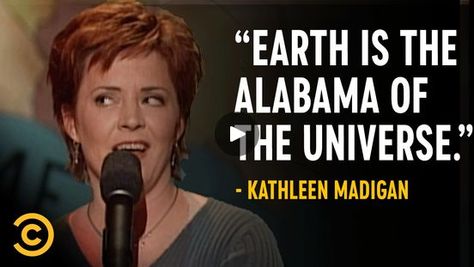 “It’s a Sign of the End of the World” - Kathleen Madigan - Full Special | extraterrestrial life, evolution, airline | Kathleen Madigan shares her thoughts on airline safety, the theory of evolution and the existence of alien life. 

Original airdate: July 4th, 2000 | By Comedy Central Stand-Up | (male announcer)
FROM NEW YORK CITY,
COMEDY CENTRAL PRESENTS: KATHLEEN MADIGAN. [applause] WOW.
THANK YOU. WOW.
YOU GUYS SOUND AWESOME. THIS IS--
THIS IS GREAT TO BE HERE. I ACTUALLY FLEW HERE ON T.W.A.,
WHICH WAS GOOD, BECAUSE I'VE BEEN
TAKING SOUTHWEST A LOT LATELY. AND I DON'T KNOW IF
YOU GUYS HAVE TAKEN SOUTHWEST, BUT LET ME JUST TELL YOU, THERE'S A REASON
THOSE TICKETS ARE A DOLLAR: 'CAUSE THEY STOP AT PEOPLE'S
HOUSES AND PICK THEM UP. "HI, IS BOB READY?
THE PLANE'S IN THE YARD." THEY PLAY GAM Kathleen Madigan, The Last Flight, Tom Brokaw, The Flight Attendant, Me Neither, Extraterrestrial Life, Theory Of Evolution, Alien Life, Flight Attendants