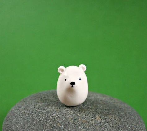 Little Polar Bear - Hand Sculpted Miniature Polymer Clay Animal on Etsy, $15.00: Fimo Kawaii, Miniature Polymer Clay, Polymer Clay Animals, Cute Polymer Clay, Clay Figurine, Polymer Clay Miniatures, Clay Animals, Clay Miniatures, Clay Art Projects