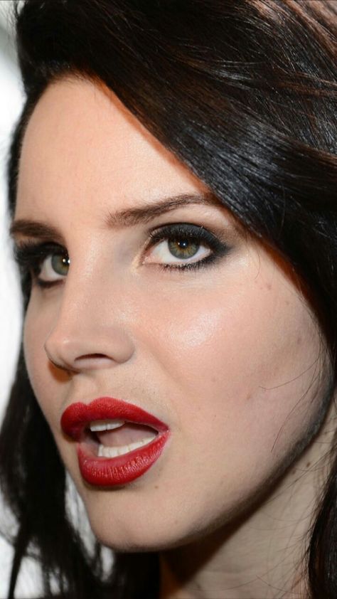 Lana Del Rey. Lana Del Rey Nose Job, Lana Del Rey Nose, Lana Del Rey Eyes, Lana Makeup, Nose Surgery Rhinoplasty, Lana Del Rey Albums, Beautiful Teeth, Eye Makeup Pictures, Lana Del Ray