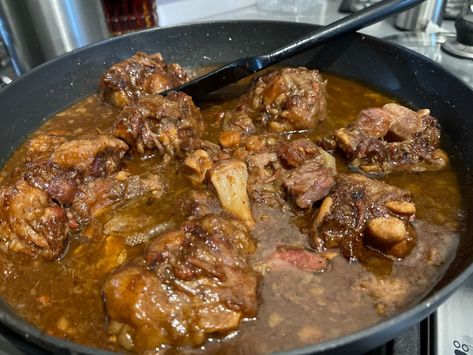 Oxtails with Gravy — Soul Food and A Story | by Jennifer Ryan | Achievement | Medium Ox Tail Recipe Southern, Oxtails And Gravy Recipe, Oxtail Recipes Easy, Ox Tails, Oxtail Recipes, Soup And Stew, Jamaican Recipes, Gravy Recipes, Ultimate Comfort Food