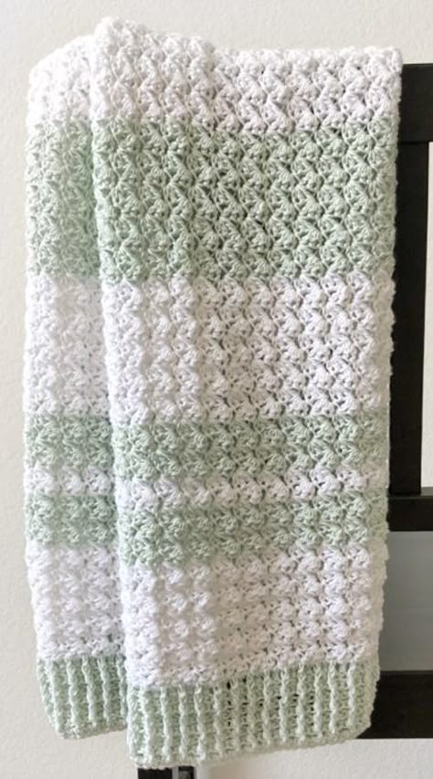 Crochet Sedge Stitch Baby Blanket - Free Pattern & Tutorial Sedge Stitch Baby Blanket, Crochet Sedge Stitch, Crocheting Baby Blankets, Crochet Patterns Free Baby, Sedge Stitch, Chunky Crochet Throw, Baby Crochet Blankets, Crochet Blanket Border, Daisy Farm Crafts