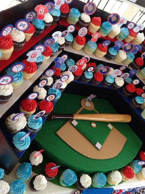 Baseball stadium cupcake stand closeup Softball Wedding, Graduation Pictures High School, Softball Party, Baseball Theme Birthday, Baseball Baby Shower Theme, Baseball Wedding, Graduation Party High, Baseball Theme Party, Sport Food