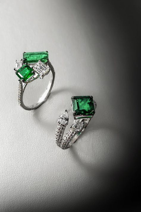 A mixed cut emerald and diamond ring made of 18k white gold. This ring has a unique shape with the different diamond cuts. There are 18 Round-Cut stones, 2 Emerald-Cut diamonds of different sizes, and 2 Octagon-Cut emeralds. An elegant yet unique piece made of 18k white gold, consisting of emerald, pear-cut and round-cut diamonds. The bypass design on the ring creates a beautiful split next to the emerald. Different Diamond Cuts, Two Is Better Than One, Emerald And Diamond Ring, Emerald Cut Diamonds, Pear Cut, Round Cut Diamond, Emerald Cut, Diamond Rings, Unique Pieces