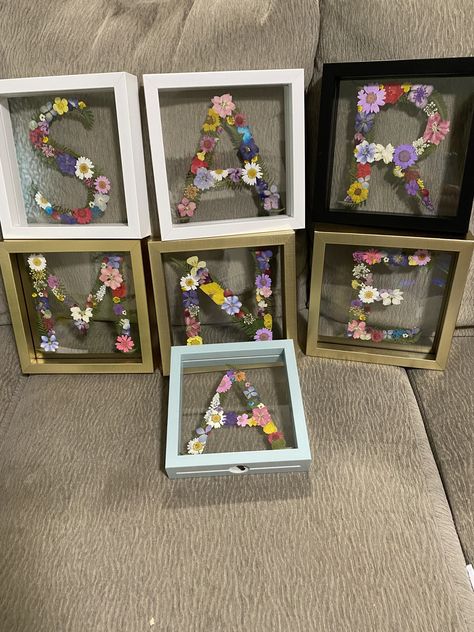 Initial Wall Decor, Framed Initials, Framed Flower Art, Framed Letters, Initial Wall, Nursery Monogram, Frame Floral, Heart Shaped Frame, Floral Initial