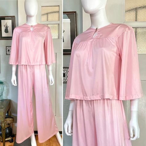 This Womens Pajama Sets item by 4everLeopardVintage has 12 favorites from Etsy shoppers. Ships from Sacramento, CA. Listed on Feb 24, 2024 1970s Pajamas, Joseph Magnin, Light Structure, Pink Pajama, Pink Pajamas, Pajama Robe, Womens Pyjama Sets, Loungewear Set, Pajama Sets