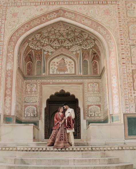 l Pre Wedding Shoot in Jaipur of Abhishek & Pooja❤️ Planning a Jaipur pre-wedding shoot? Let us create something extraordinary! ✨ DM for details. Pre wedding Location : Amer Fort, Jaipur Post is about: Jaipur Pre Wedding shoot Copyrighted / @weddingdiariesbyomp Our Wedding Photography unit: @storiesbyomp Looking for Pre Wedding shoot in Jaipur, wedding photographer in Jaipur, Jaipur pre wedding shoot, Jaipur wedding photographer then Contact us for bookings and inquiries ☎️8619685054... Jaipur Pre Wedding Shoot, Pre Wedding Location, Amer Fort Jaipur, Jaipur Wedding, Amer Fort, Resort Lifestyle, Pre Wedding Shoot, Wedding Location, Create Something