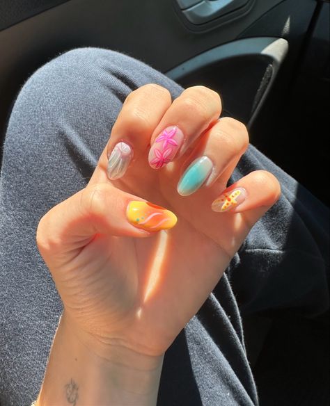 hawaii beachy coconut girl nails Coconut Girl Nails, Hawaii Nails, Girl Nails, Mermaid Nails, Coconut Girl, Girls Nails, Nails Inspo, Holiday Nails, Simple Nails