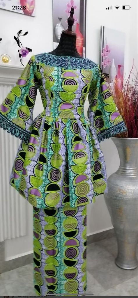 Arewa Ankara Gown Styles, Arewa Styles, Kampala Kaftan Styles For Women, Nigerian Lace Styles Dress, Long African Dresses, Ankara Gown, Dinner Dress Classy, African Wear Dresses, African Maxi Dresses