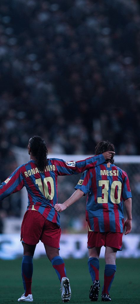 Barcelona, Messi, Ronaldinho, Wallpapers Ronaldinho Wallpapers, Miroslav Klose, Messi Pictures, Serie Bmw, Fc Barcelona Wallpapers, Lionel Messi Fc Barcelona, Lionel Messi Barcelona, Cr7 Messi, Soccer Photography