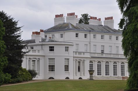 Frogmore House, English Houses, Prince Harry And Megan, Royal Castles, Royal Residence, Royal Prince, Prince Harry, Dream Home Design, British Royals