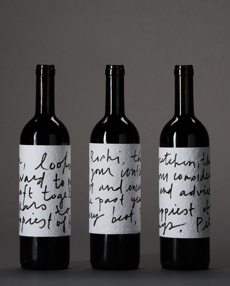 Sometimes it is all about texture. The texture of the handmade paper and handwriting-look font say "this wine is artisanal and authentic,"  #packaging #GuruOfPrinting    high-res.com Wine Label Inspiration, Wine Label Packaging, Wine Packaging Design, Wine Bottle Design, Wine Label Design, Red Wine Glasses, Wine Design, Wine Brands, Wine Packaging