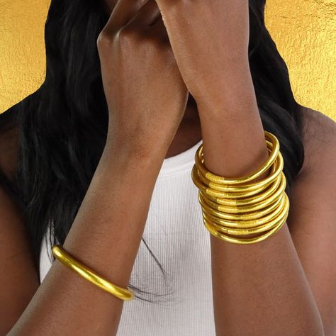 Introducing the TZUBBIE “chubbie” ALL WEATHER BANGLE✨ This single orb has all the qualities of AWB; waterproof, soundless, weightless, & TSA proof! MINIMUM amount of bangles, MAXIMUM amount of gold✨ #bracelets #allweatherbangles #jewelry #bangles #gold #fashionjewlery Jewelry Bangles Gold, Casual Jewellery, Jewelry Bangles, Bangles Gold, Oversized Earrings, Serenity Prayer, Bold Accessories, Casual Jewelry, Jewelry Accessories Ideas