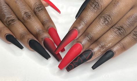 Delta Nails, Black Nails Ombre, Red Black Nails, Red Matte Nails, Matte Black Nails, Nails Ombre, Nails Pretty, Founders Day, Nails Red