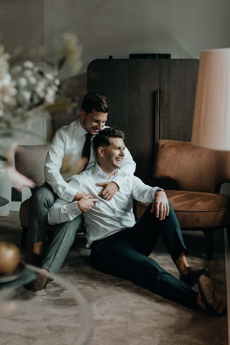 Rainy Amsterdam, Gay Wedding Photography, Gay Wedding Photos, Shooting Couple, Candid Pictures, Marriage Photos, Lgbt Wedding, Lgbtq Wedding, Gay Marriage