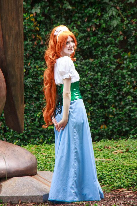 Thumbelina - Pulgarcita Thumbelina Costume, Hans Christian Andersen, Hans Christian, Cosplay Costumes, Aurora Sleeping Beauty, Disney Princess, Disney Characters, Halloween, Disney