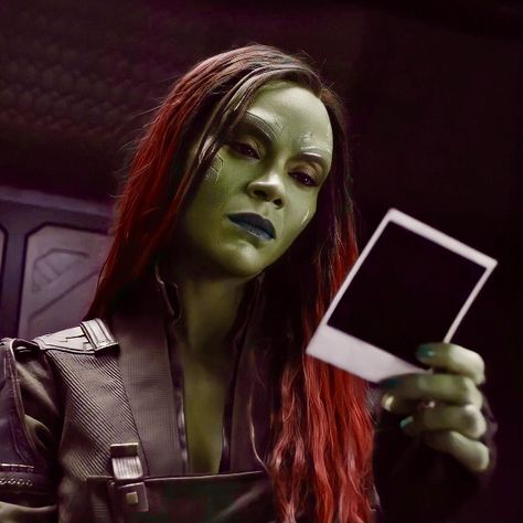 Gamora Gif, Gamora Guardians, Peter Quill, Univers Dc, Dc Movies, Zoe Saldana, Marvel Films, Marvel Women, Chris Pratt