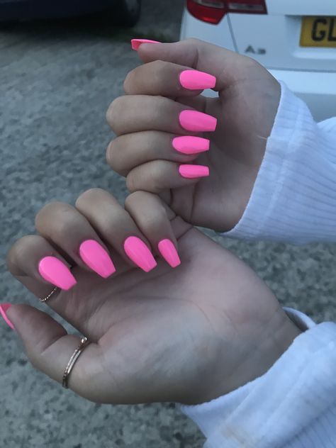 Solid Color Nails Acrylic Coffin Short, Basic Hot Pink Nails, Neon Pink Acrylic Nails Coffin, Solid Valentines Nails, Basic Valentines Day Nails Short, Coffin Solid Color Nails, Valentines Nails Solid Color, Pink Coffin Nails Short, Coffin Shape Nails Pink