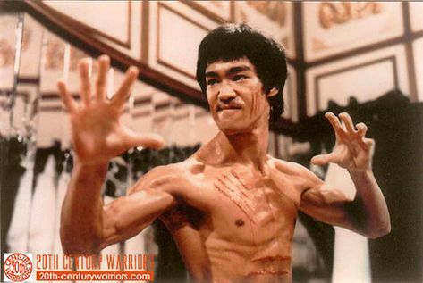 Enter the Dragon - Bruce Lee Photo (27110555) - Fanpop Bruce Lee Abs, One Inch Punch, Karaoke Video, Bruce Lee Movies, Way Of The Dragon, Bruce Lee Art, Bruce Lee Quotes, Bruce Lee Photos, Jeet Kune Do