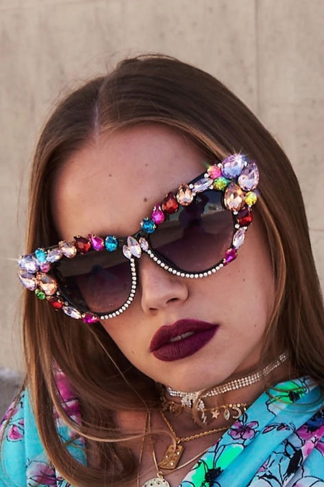 Each pair is one-of-a-kind and as unique as you are.  As if it couldn't  get anymore fabulous, these Funnies are complete with a removable neck chain strap with pearl embellishment attached at each temple! Rhinestone Face, Hand Embellishment, Cool Sunglasses, Neck Chain, Eye Shapes, Neck Strap, Color Crystal, Belt Size, Prescription Lenses