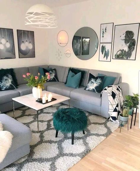 Teal Living Room, Teal Living Rooms, Cozy Family Rooms, First Apartment Decorating, Living Room Design Inspiration, Living Room Decor Cozy, Apartment Decor Inspiration, Decor Home Living Room, Living Room Decor Apartment