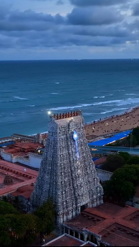 Thiruchendur Murugan, Lord Murugan Hd Wallpaper 4k, Iyyapan Images Hd Wallpaper, Murugan Temple, Devi Images Hd, Spiritual Pictures, Indian Temple Architecture, India Architecture, Hindu Temples