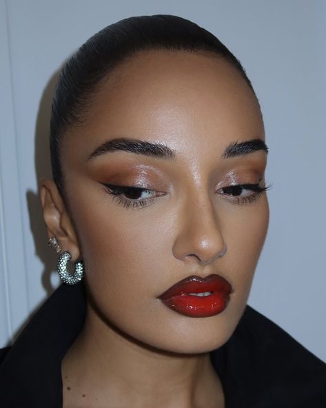 Tone Makeup, Red Lips Makeup Look, Skin Tone Makeup, Maquillage On Fleek, Mekap Mata, 20 Makeup, Brown Girls Makeup, Bold Makeup Looks, Makeup For Black Skin