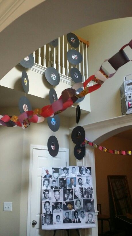 Old school hip hop party Rnb Party Decorations, Hip Hop Homecoming Theme, Hiphop Party Decorations, Gangsta Party Theme Hip Hop, Hip Hop Party Theme Decoration, Old School Hip Hop Party Theme, 80s Hip Hop Party, Hiphop Party, 90s Party Ideas