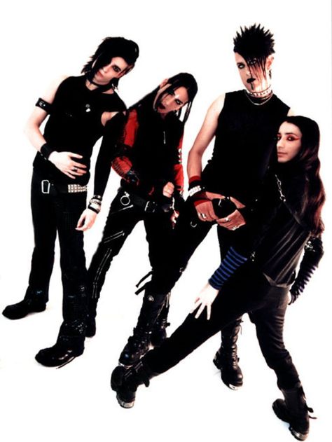 Metal Outfits Male, Metal Outfits, Outfits Male, Goth Guys, Goth Boy, Violin Music, Boys Long Hairstyles, Rock Stars