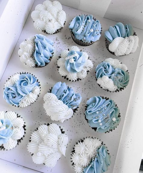 White And Blue Theme Party, Sky Blue Birthday Theme, Light Blue Birthday Party Ideas, Blue 13th Birthday Party Ideas, Blue Coquette Birthday Party, Light Blue Themed Birthday Party, Light Blue Birthday Party, Blue Themed Birthday Party, Blue Birthday Party Ideas