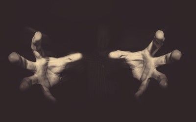 hands Creepy Hand, Hand Wallpaper, Hands Reaching Out, Twitter Backgrounds, Wallpaper Images Hd, Hand Photography, Scary Wallpaper, Horror Novel, Spooky Scary