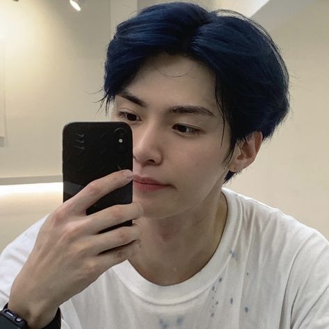 Hangyeom Omega X Boyfriend Material, Hangyeom Omega X Icon, Omega X Hangyeom, Song Hangyeom, Boys Blue Hair, X Icon, Pop P, Dc Icons, Omega X