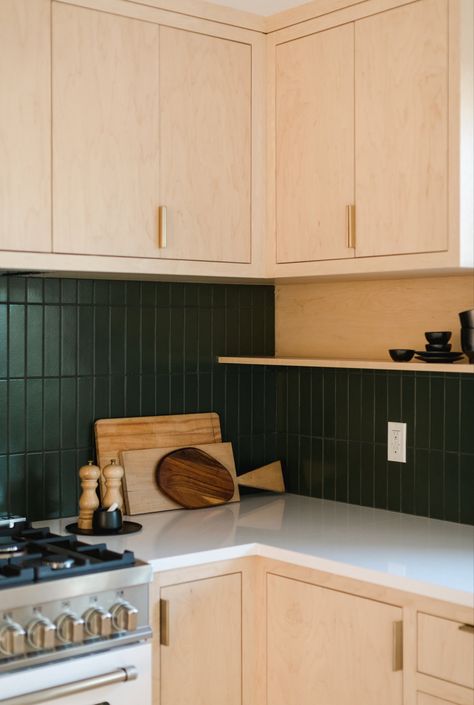 Backsplash Vertical Tile, Green Vertical Tile, Vertical Subway Tile Kitchen, Colored Subway Tile Backsplash, Vertical Backsplash Kitchen, Vertical Subway Tile Backsplash, Vertical Tile Backsplash, Green Subway Tile Backsplash, Vertical Backsplash