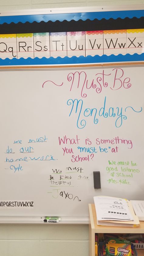 Daily Board Ideas, Daily Classroom Questions, Monday Question Of The Day Classroom, Monday Question Of The Day, Monday Whiteboard Message, White Board Messages, Monday Whiteboard, Morning Questions, Whiteboard Prompts